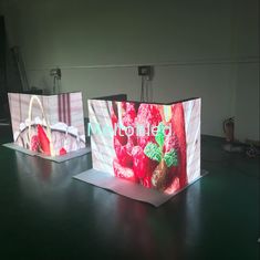 advertising Led Mobile Billboard p2.5mm high resolution SMD full color screen