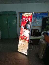 Indoor Led Advertising mobile Billboard , Poster Led Display P1 P2 P3 P4 P5 P6 For Shopmall